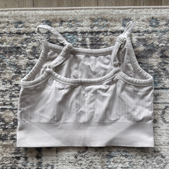 H&M Light Tan Ribbed Crop Top - Picture 2 of 2